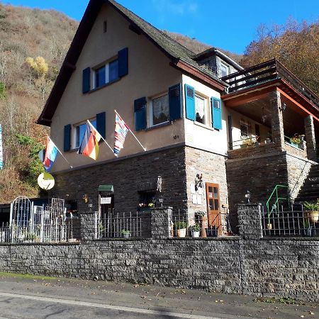 Haus Am Dekernbach Panzió Cochem Kültér fotó